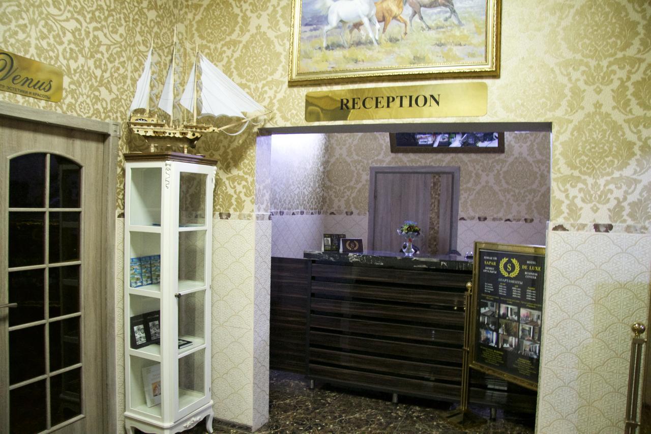 Hotel Deluxe Plaza Ałma Ata Zewnętrze zdjęcie